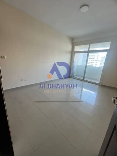 2 Cпальни Апартаменты в аренду в Аль Касба, Шарджа - 1000040004. jpg