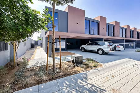 4 Bedroom Townhouse for Sale in Tilal City, Sharjah - Corner End Unit | Cash or Mortgage | Big Layout