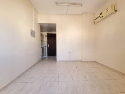 Studio for Rent in Muwaileh, Sharjah - 20250113_152119. jpg