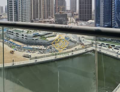 商业湾， 迪拜 1 卧室单位待租 - 位于商业湾，达马克海湾之畔大厦 1 卧室的公寓 115000 AED - 12483975