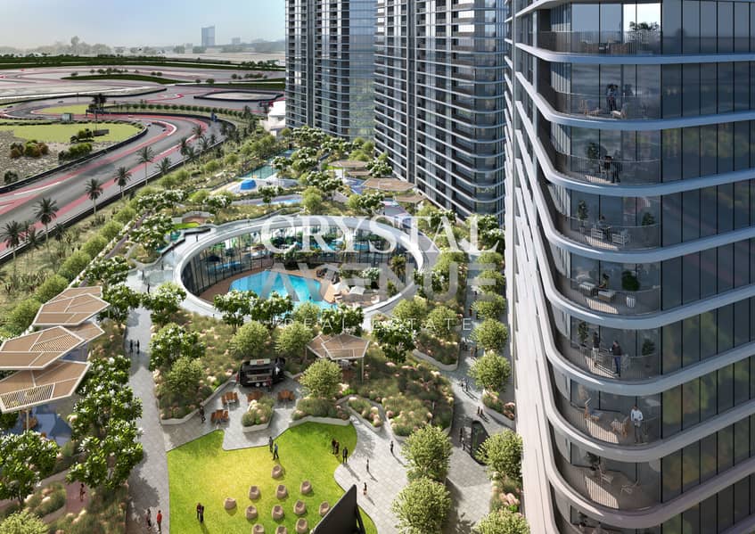 8 Sobha Solis - Podium. jpg