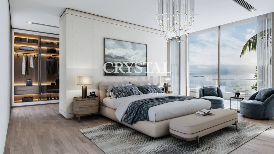 5 Master Bedroom_5Bed-Type B. jpg