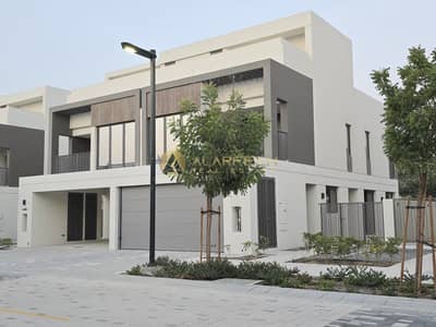فیلا 4 غرف نوم للايجار في تلال الغاف، دبي - IMG-20250812-WA0105. jpg