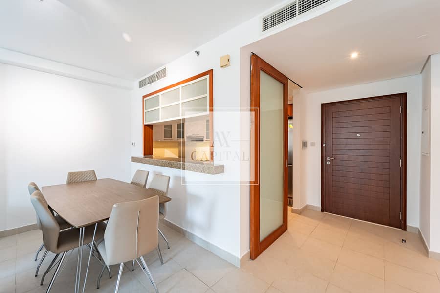 Spacious | Boulevard View | 2 Balconies | VOT