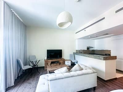 Studio for Rent in Business Bay, Dubai - Ready to Move In | Furnished Studio | Bay Square