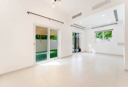 4 Bedroom Townhouse for Rent in Dubailand, Dubai - Pool and Park View | Landscaped | Vacant