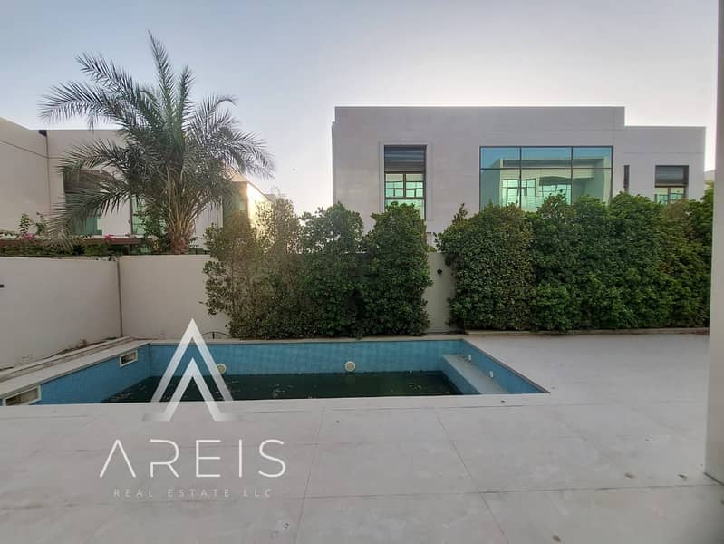 Modern 6BR Villa with Maid Room & Private Pool