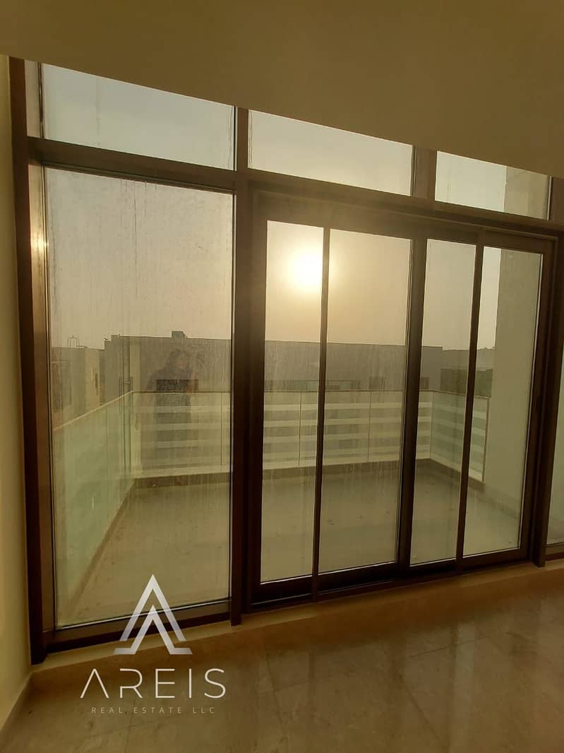 Modern 6BR Villa with Maid Room & Private Pool - Image 15