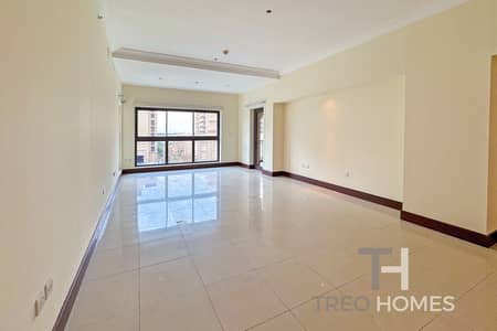 2 Bedroom Flat for Rent in Palm Jumeirah, Dubai - Vacant Now | Unfurnished | Spacious Layout