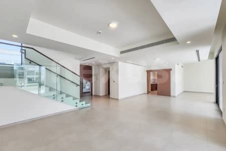 5 Bedroom Villa for Sale in Arabian Ranches 3, Dubai - Stand Alone | Park backing | Great Location