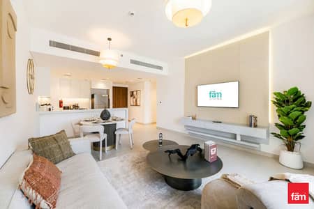 2 Bedroom Flat for Rent in Umm Suqeim, Dubai - Jumeirah Living | Burj Al Arab View | Prime Location