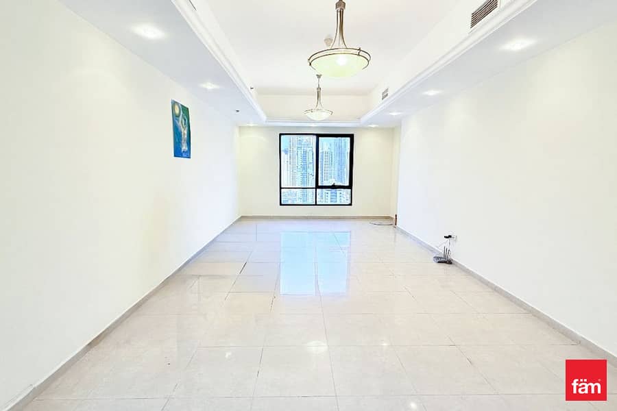 位于朱美拉湖塔 (JLT)，JLT R区，瓦利德乐园 2 卧室的公寓 1599999 AED - 12492407