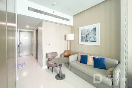 Studio for Rent in Business Bay, Dubai - Spacious Layout | Canal View | Prime Location