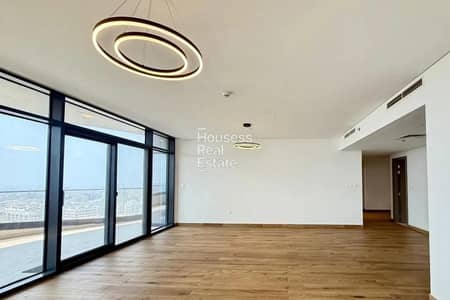 3 Bedroom Apartment for Rent in Bur Dubai, Dubai - Canal and Community View | Prime Location | Vacant