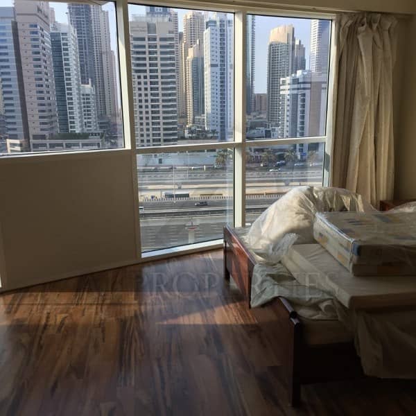 Spacious and Bright 2BR in Saba Tower 2