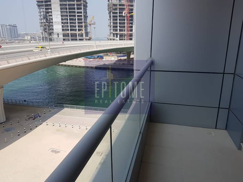 Offer On Spacious 1 BR With Marina View