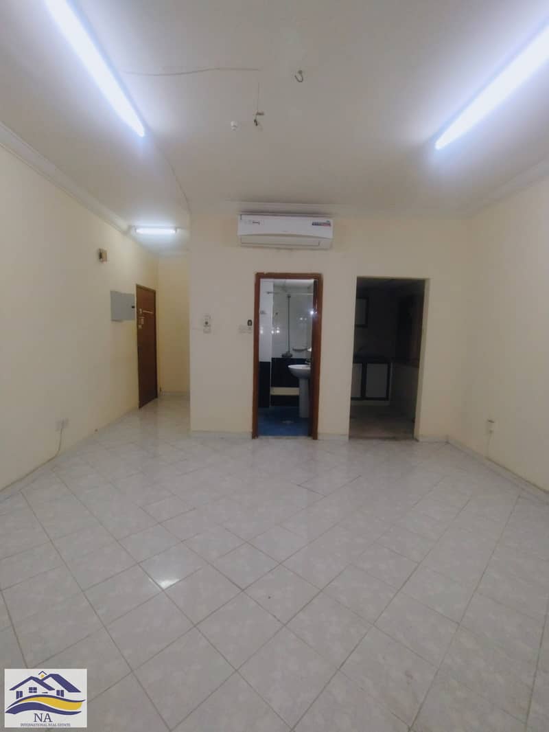 2 99410. jpg