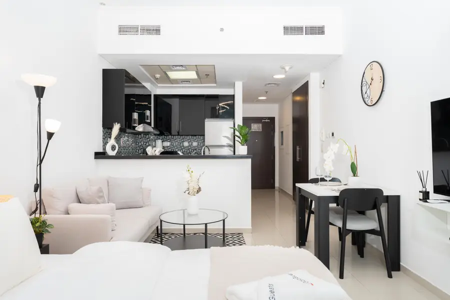 Tranquil / Furnished / Botanica