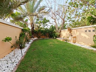 2 Bedroom Villa for Rent in Jumeirah Village Triangle (JVT), Dubai - Lush Green Garden | On the Green Belt | District 8