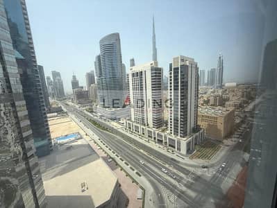 مکتب  للايجار في الخليج التجاري، دبي - f6c0823b-7c4b-4b1d-b858-9dff79577cdb. jpg