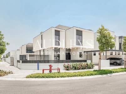 4 Bedroom Villa for Sale in Al Furjan, Dubai - Corner Unit l Type B l Tenanted l Vastu