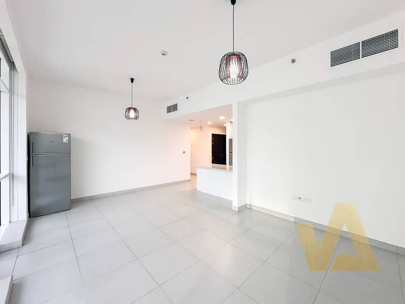 High Floor | Canal l Burj View | Upgraded l Vacant - Image 9