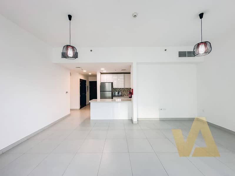 High Floor | Canal l Burj View | Upgraded l Vacant - Image 20