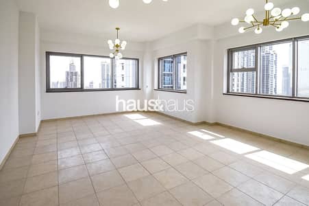 2 Bedroom Apartment for Sale in Business Bay, Dubai - Executive Tower | Spacious | Well maintained