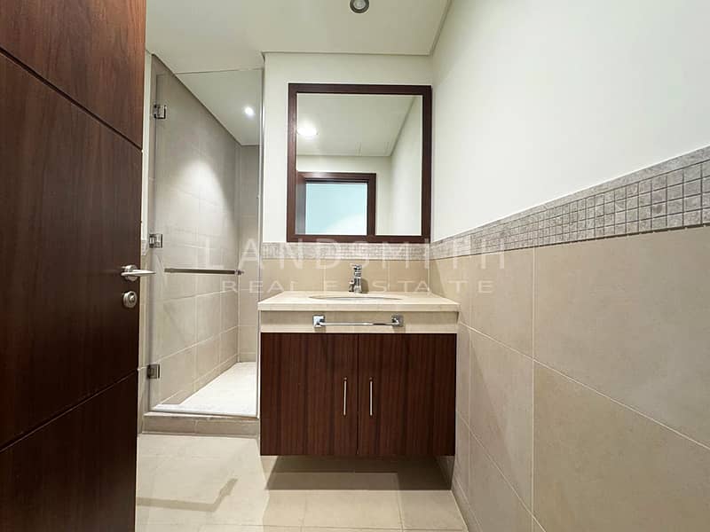 12 3805 (17) copy. jpg