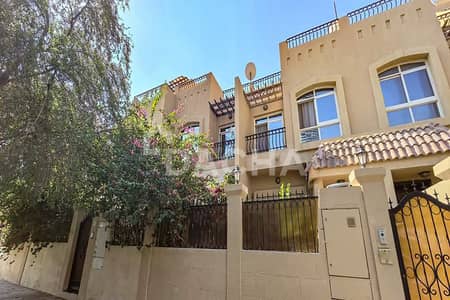 2 Bedroom Villa for Sale in Jumeirah Village Circle (JVC), Dubai - Nice Villa | Huge Terrace | Vacant