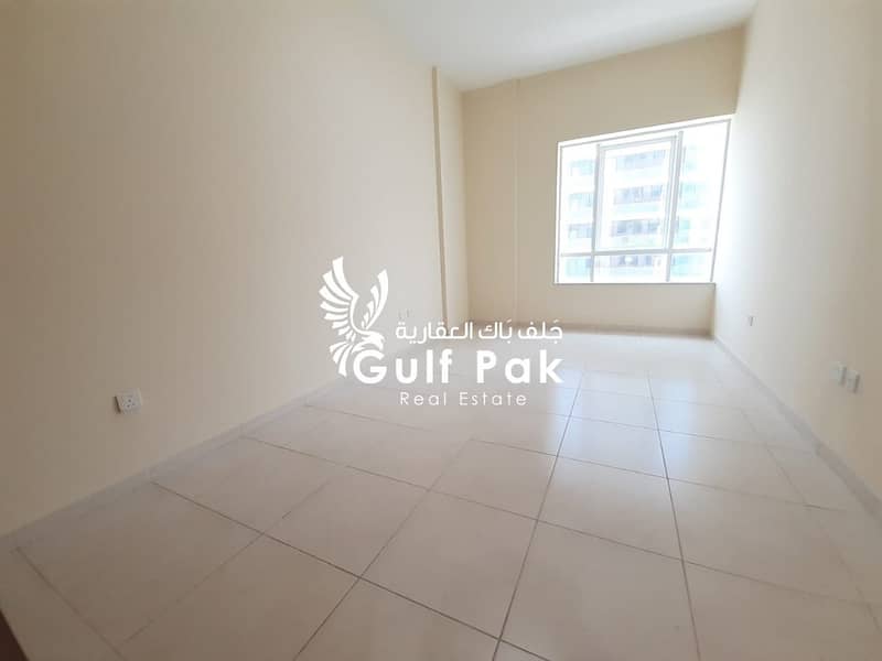 Cozy 3BHK 95K 3 master room with parking in Corniche