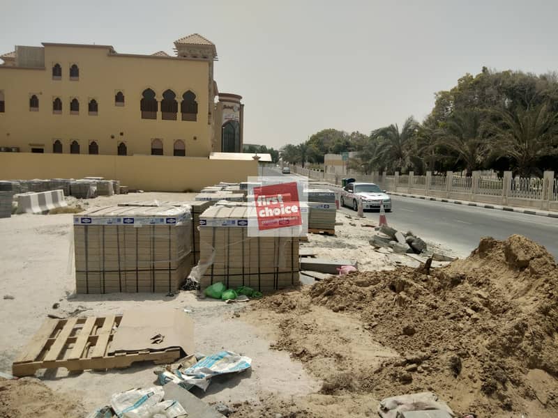 2   A Super prime piece of land is up for sale on Sharjah Beach
