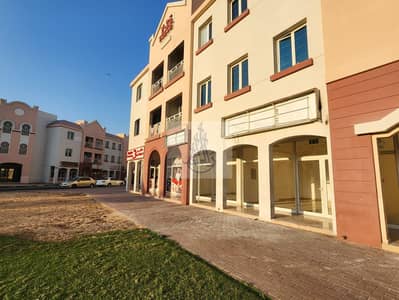 محل تجاري  للايجار في المدينة العالمية، دبي - 6a04aae8-aa63-422b-b40e-f029f03b8496. jpg