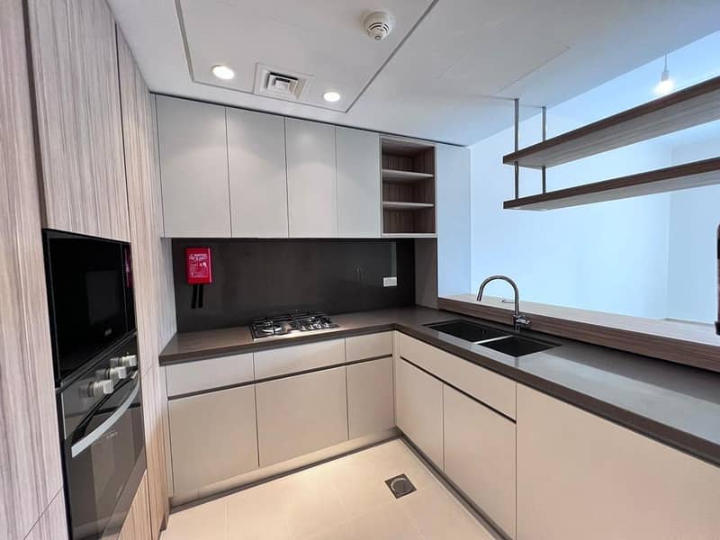 9 Kitchen. jpeg