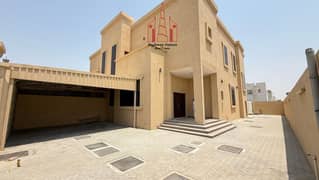 فیلا في حوشي 4 غرف 140000 درهم - 12500552