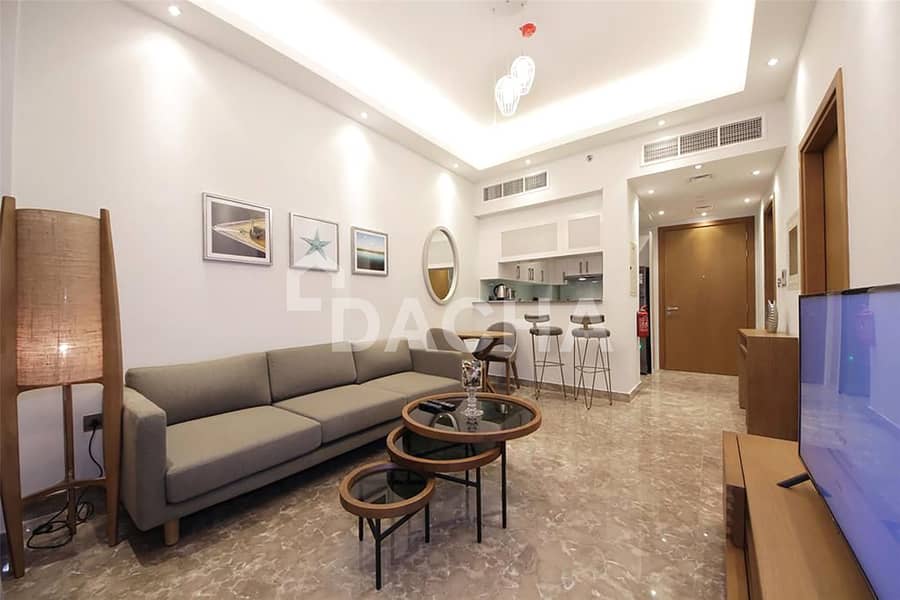 Marina Walk | Chiller Free | Full marina View