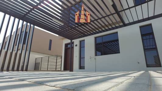 3 Cпальни Таунхаус Продажа в Аль Тай, Шарджа - 0f236649-1284-498f-b888-b61397b228d3. jpeg