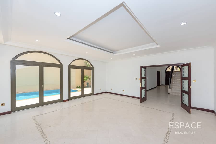 Atrium Entry | Atlantis View | Vacant | Bayut.com