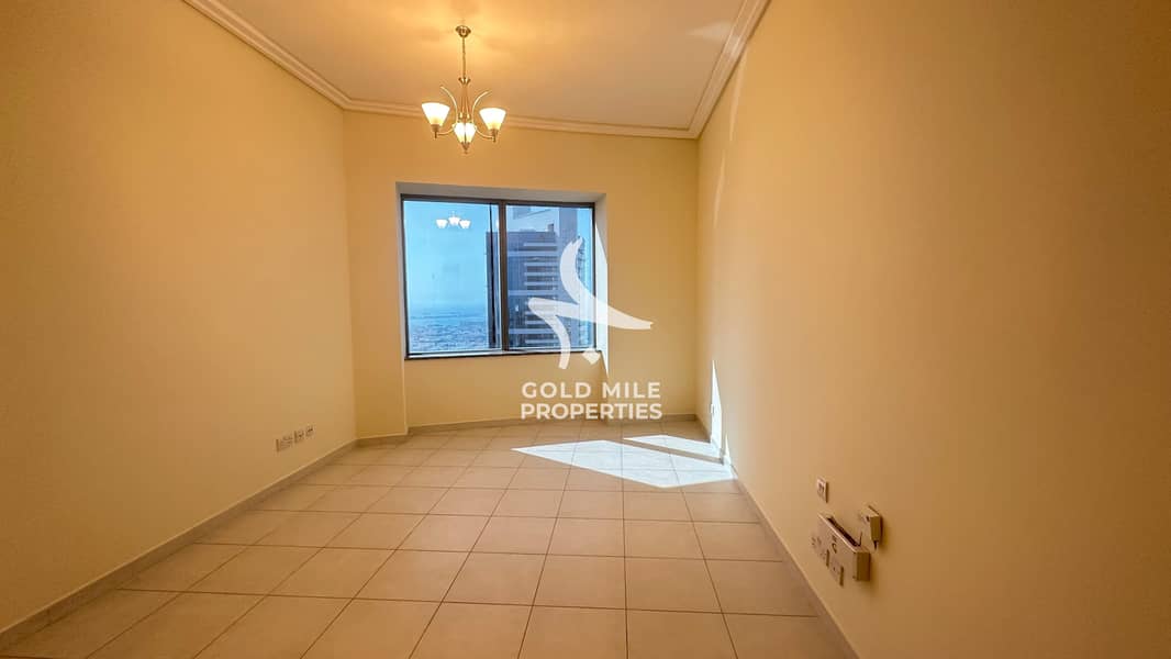 2-BEDROOM PLUS STORAGE | AMAZING SEA AND SHEIKH ZAYED ROAD VIEW| BEST PRICE - Image 7