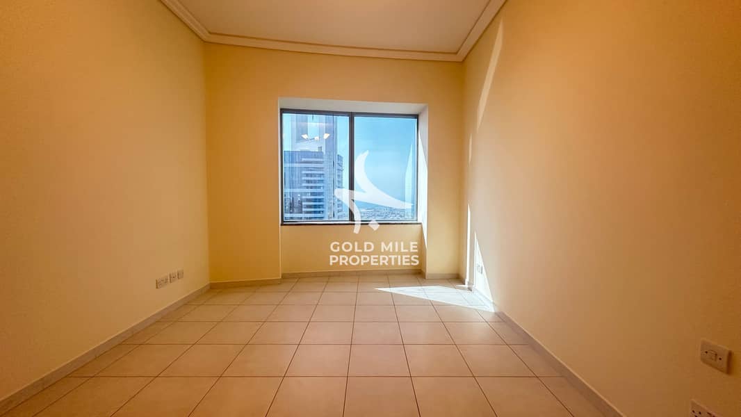 2-BEDROOM PLUS STORAGE | AMAZING SEA AND SHEIKH ZAYED ROAD VIEW| BEST PRICE - Image 9