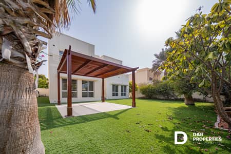 4 Bedroom Villa for Rent in The Meadows, Dubai - Large Plot | Prime location | Golf View | Type 6