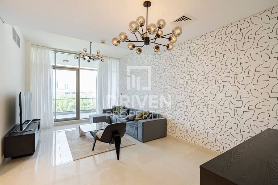 Elegant Unit | Community View | Prime Location