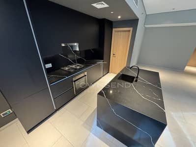 1 Bedroom Flat for Sale in Business Bay, Dubai - Vacant Now | Renovated | Large 1 Bed