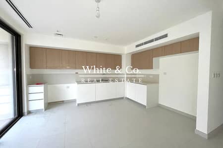 4 Bedroom Villa for Rent in Dubai South, Dubai - August | Landscaped | Direct Pool Access