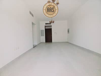 Студия в аренду в Аль Мамзар, Дубай - 20250512_115434. jpg
