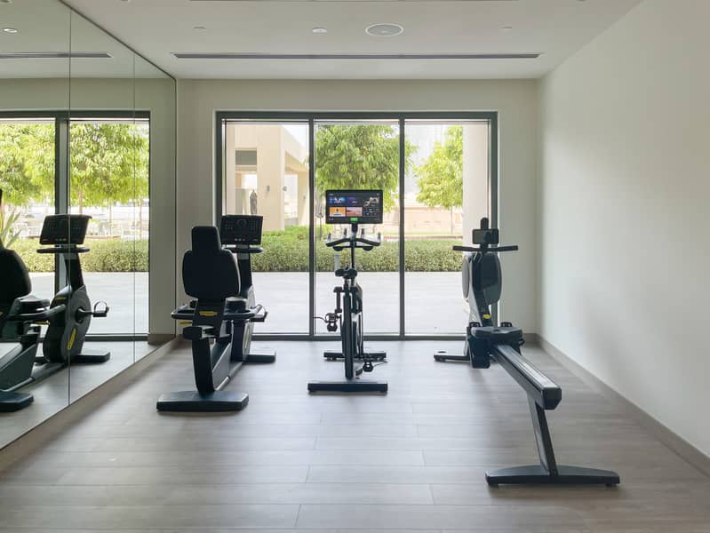 Fully Furnished 2-Bed Apartment at High Floor with City Views - Image 9