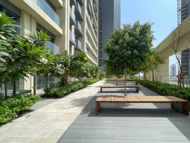 Fully Furnished 2-Bed Apartment at High Floor with City Views - Image 12