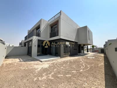 فیلا 4 غرف نوم للايجار في دبي الجنوب، دبي - IMG-20250813-WA0107. jpg