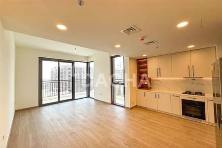 2 Bedroom Apartment for Rent in Town Square, Dubai - Top Floor | Corner | Balcony with Sunrise View
