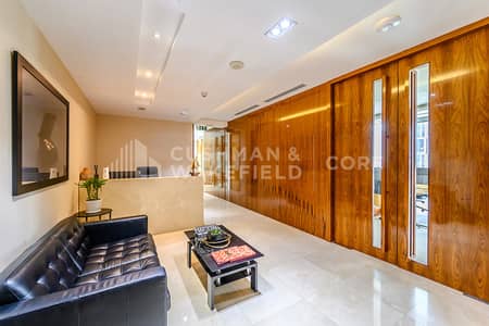 Office for Rent in DIFC, Dubai - Fully Furnished Office | 4 Parking Spaces Included